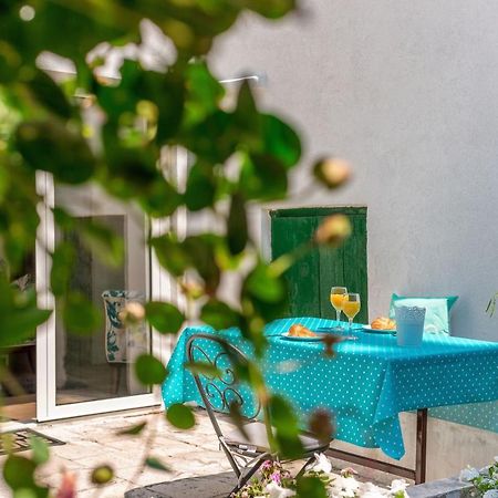Aparthotel Vintage House Al Pozzo Hvar Town Exterior foto